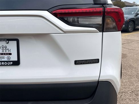 Used 2023 Toyota RAV4 Adventure image 9