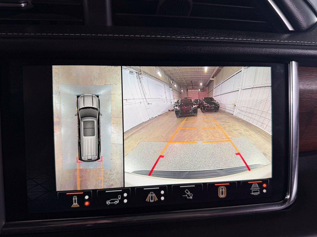 Used 2023 GMC Yukon Denali Ultimate AWD/4WD image 37