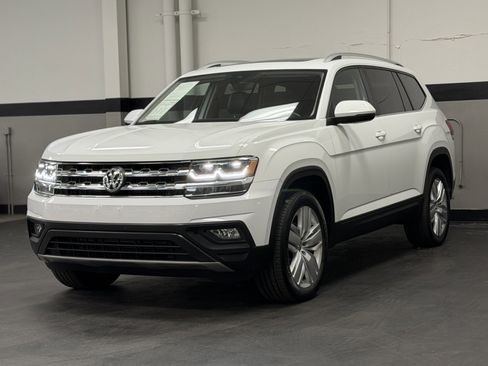 Used 2019 Volkswagen Atlas SE w/ Panoramic Sunroof Package image 7