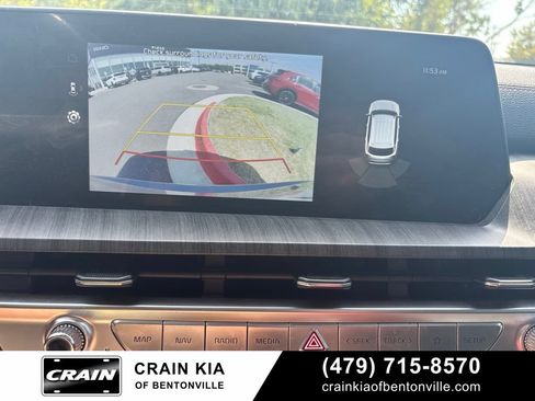 Certified 2023 Kia Telluride EX w/ EX Captain's Chair Package AWD/4WD image 22