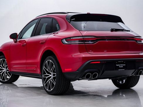New 2026 Porsche Macan image 3