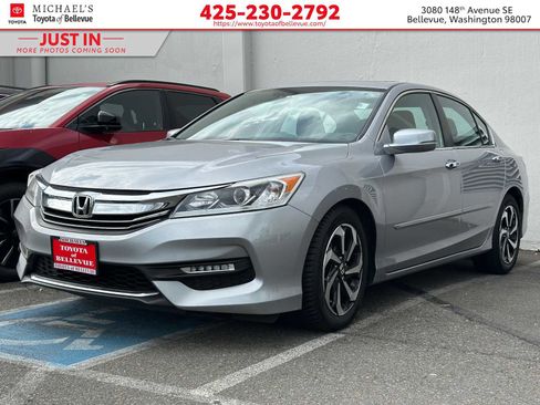Used 2016 Honda Accord EX image 1