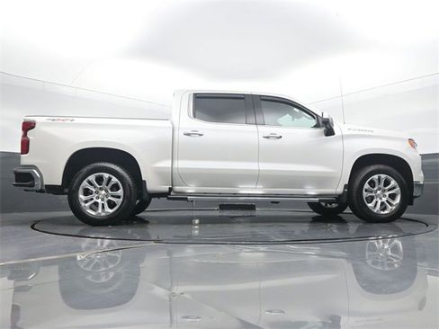Used 2025 Chevrolet Silverado 1500 LTZ image 52