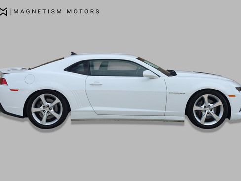 Used 2015 Chevrolet Camaro SS w/ Rear Vision Package RWD image 2