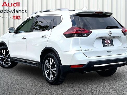 Used 2018 Nissan Rogue SL w/ Premium Package AWD/4WD image 4