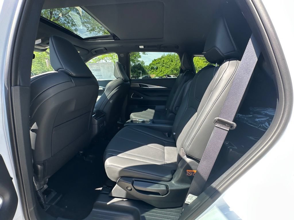 Certified 2027 INFINITI QX60 Sport w/ Dark Cargo Package AWD/4WD image 22