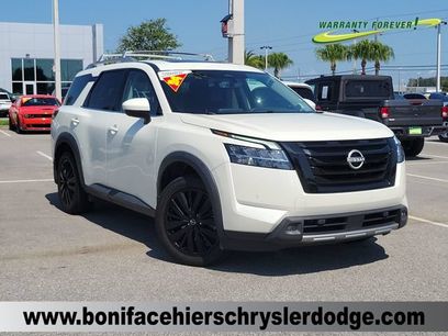 Used 2024 Nissan Pathfinder SL w/ SL Premium Package