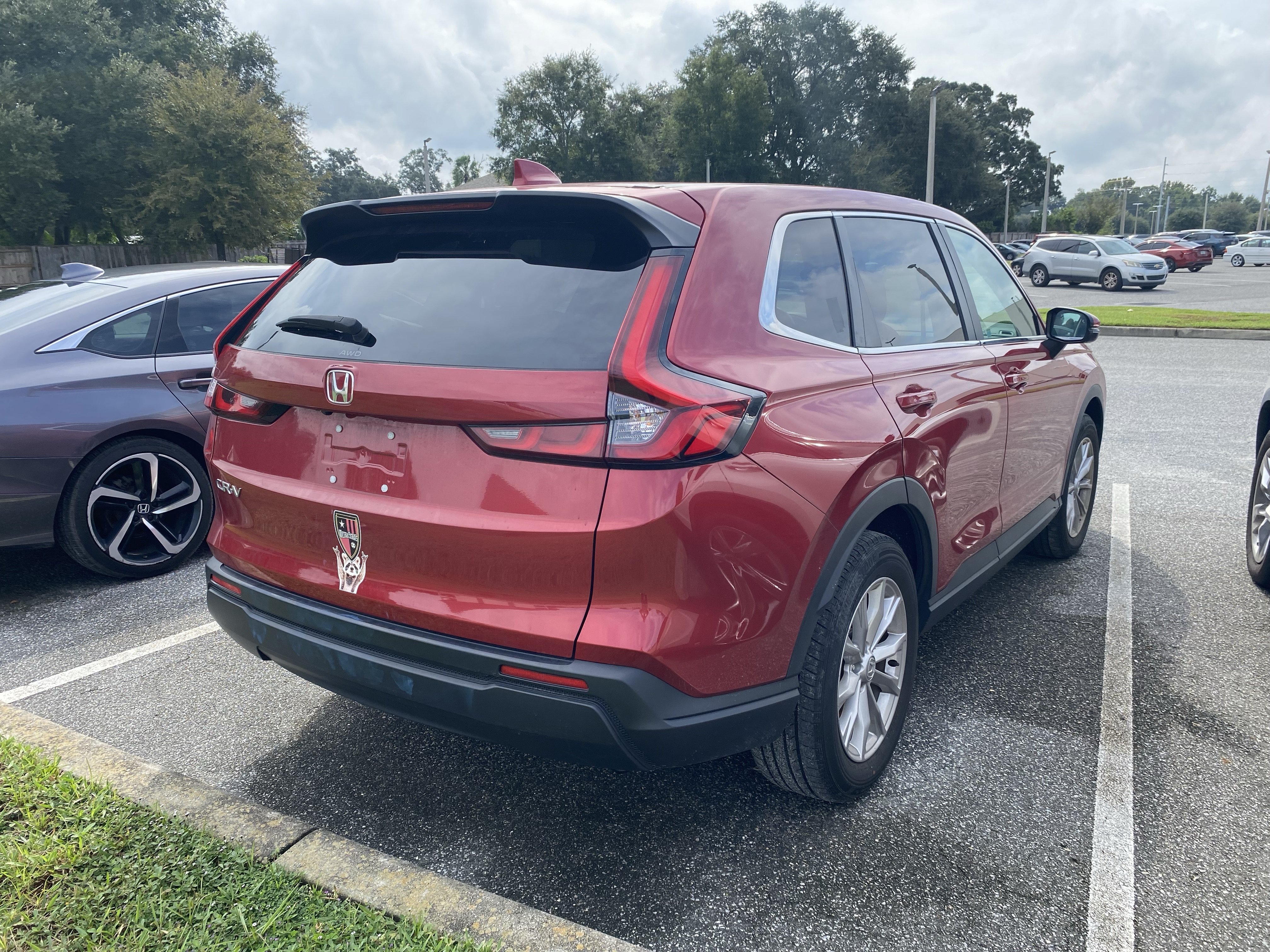 Used 2024 Honda CR-V EX image 8