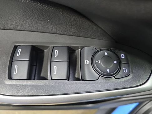Used 2024 Chevrolet Trax RS w/ Driver Confidence Package FWD image 28