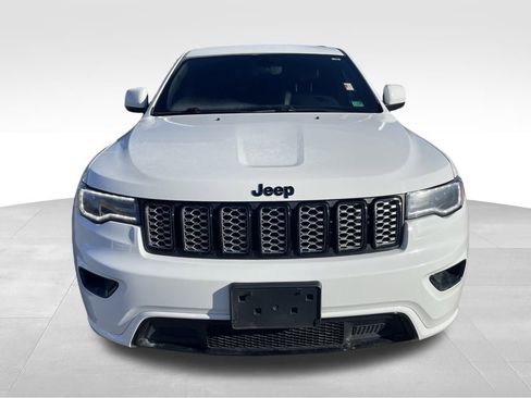 Used 2022 Jeep Grand Cherokee Laredo X image 21