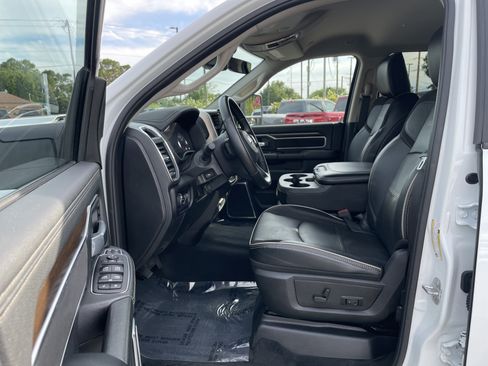 Used 2024 RAM 2500 Laramie w/ Safety Group AWD/4WD image 15