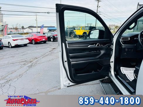 Used 2024 Jeep Grand Wagoneer Series II w/ Quick Order Packagew 28T image 69