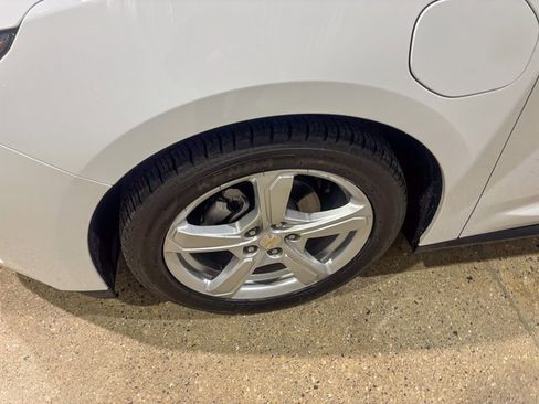 Used 2019 Chevrolet Volt LT w/ Power Convenience Package image 12