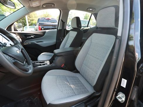 Used 2023 Chevrolet Equinox LS w/ LPO, Floor Liner Package FWD image 22