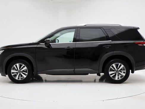 Used 2022 Nissan Pathfinder SL image 5