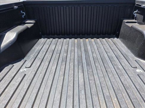 Used 2023 Toyota Tacoma SR5 RWD image 10
