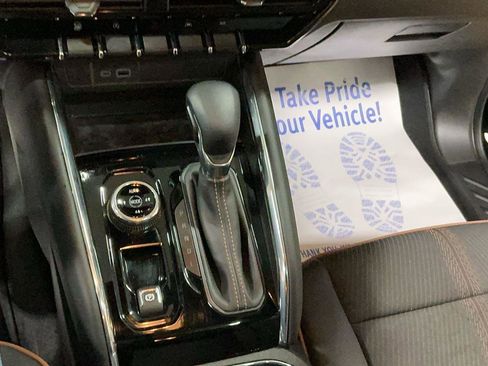 Used 2024 GMC Canyon AT4 w/ Canyon Safety Plus Package image 16