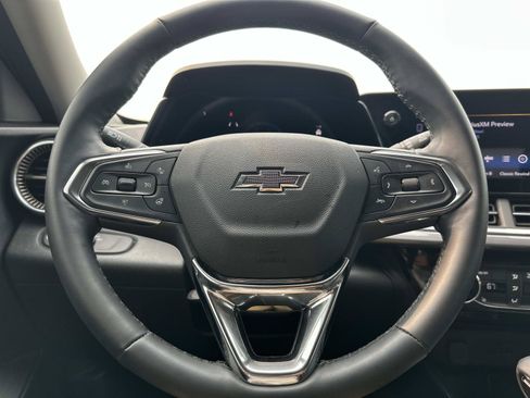 Certified 2025 Chevrolet Trax ACTIV w/ Driver Confidence Package FWD image 19