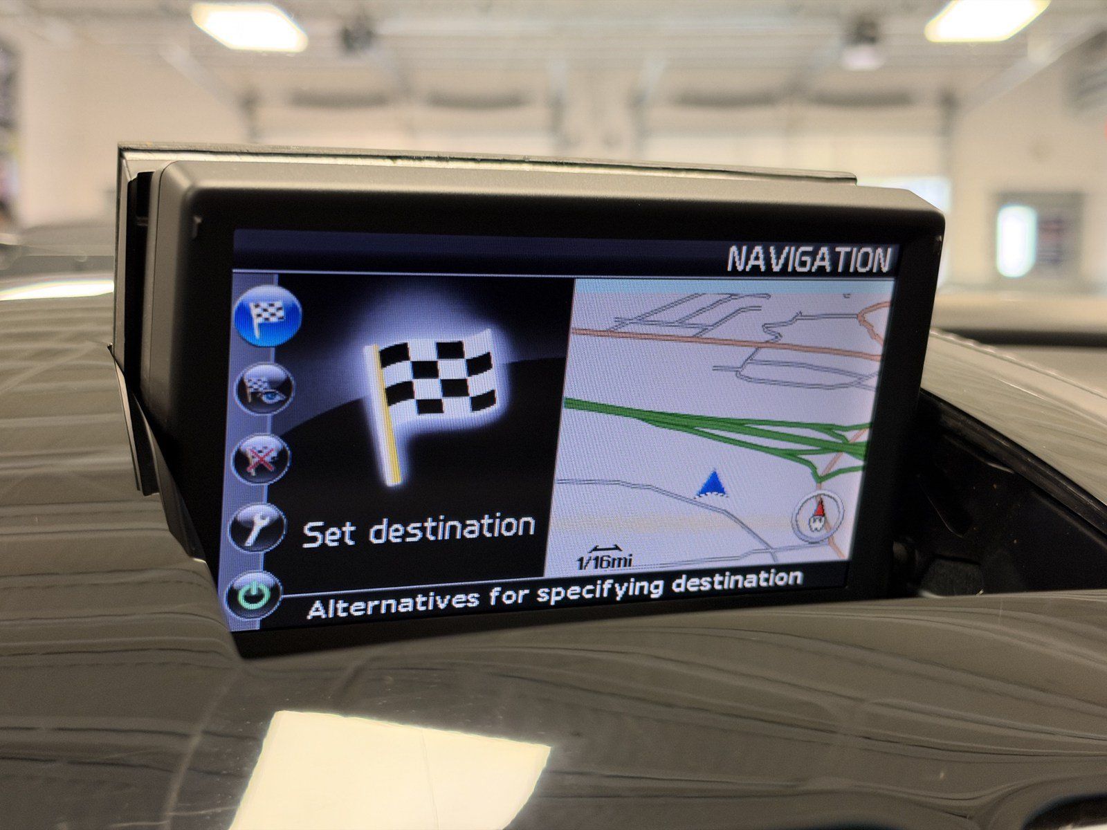 Used 2011 Aston Martin V12 Vantage Carbon Black RWD image 25