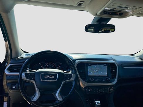 Used 2018 GMC Acadia Denali image 23