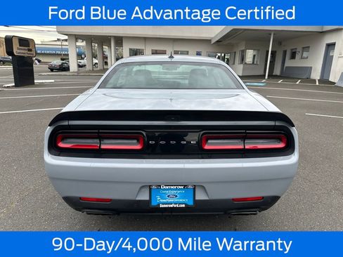 Used 2022 Dodge Challenger R/T Scat Pack w/ Dynamics Package RWD image 6