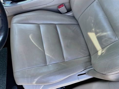 Used 2020 Jeep Grand Cherokee Limited AWD/4WD image 24