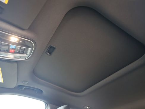 New 2025 Jeep Grand Cherokee Laredo X image 40