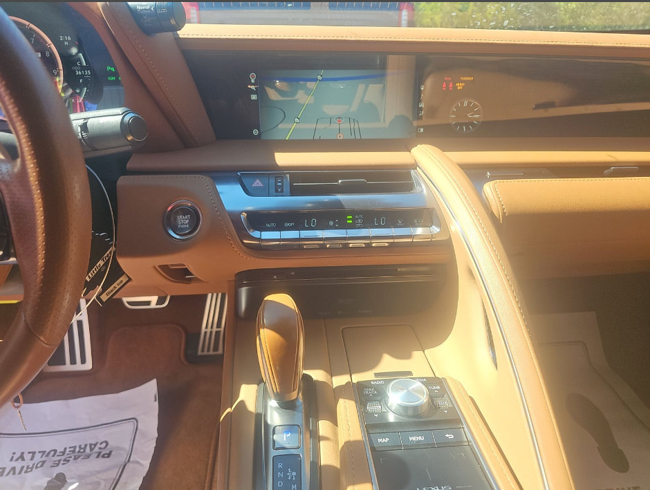 Used 2021 Lexus LC 500 Convertible w/ Touring Package RWD image 5