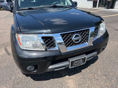 Used 2019 Nissan Frontier SV AWD/4WD image 13