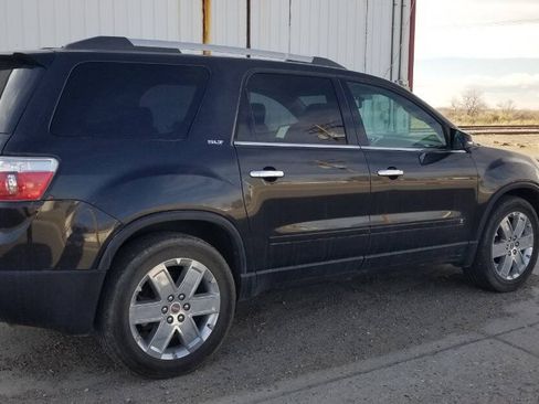Used 2010 GMC Acadia SLT w/ Technology Package AWD/4WD image 4