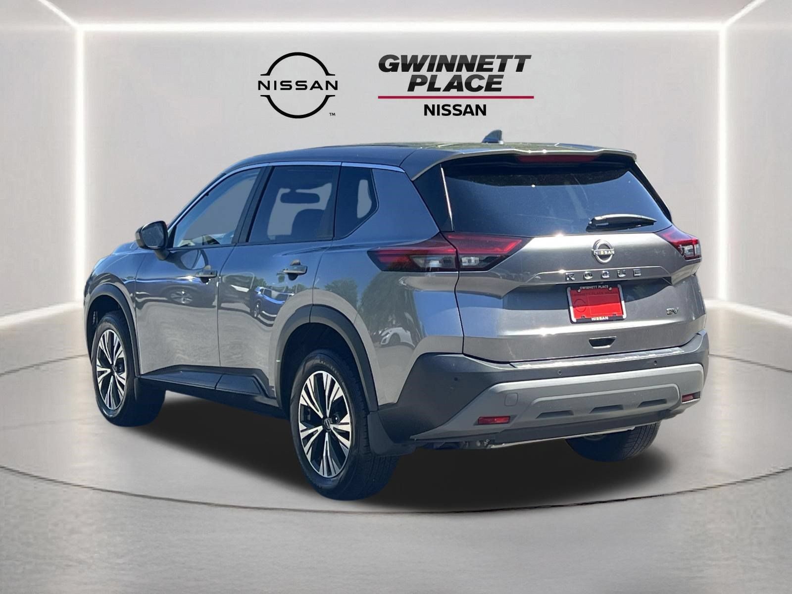 Used 2023 Nissan Rogue SV FWD image 21