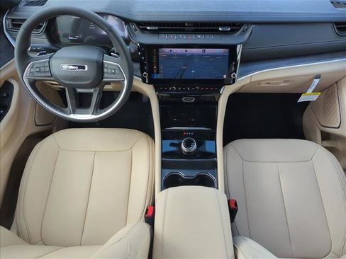 New 2026 Jeep Grand Cherokee L Limited w/ Limited Altitude Package RWD image 12