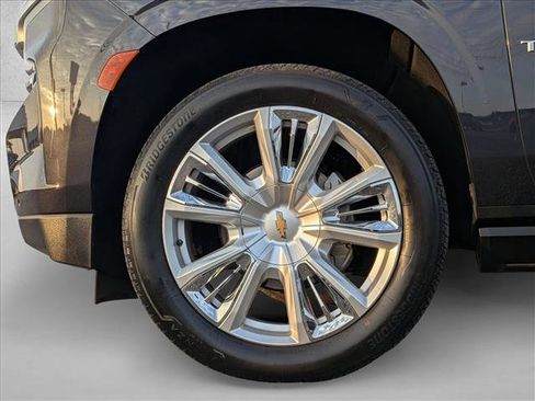 Certified 2024 Chevrolet Tahoe High Country image 24