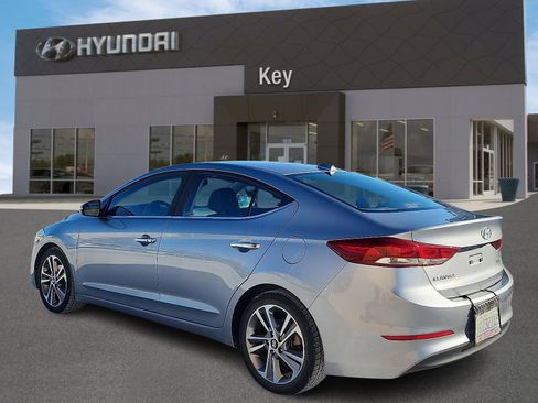 Used 2017 Hyundai Elantra Limited w/ Limited Tech Package 04 image 5