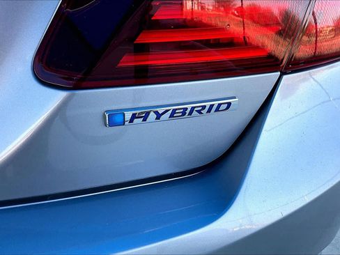 Used 2017 Honda Accord Hybrid Sedan image 10