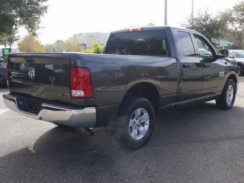 Used 2024 RAM 1500 Classic SLT image 5