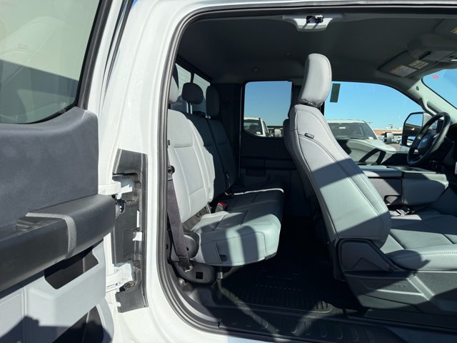 New 2026 Ford F550 4x4 SuperCab Super Duty image 29