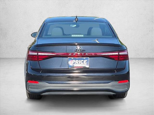 Used 2025 Volkswagen Jetta Sport FWD image 7