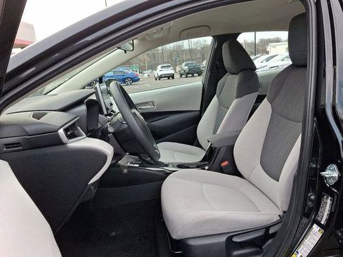 Certified 2021 Toyota Corolla LE image 13