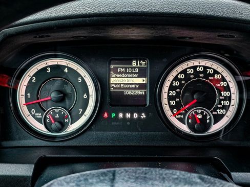 Used 2014 RAM 1500 Express image 23