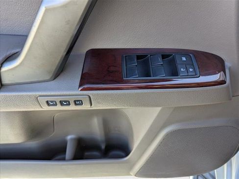 Used 2010 Lexus GX 460 image 10