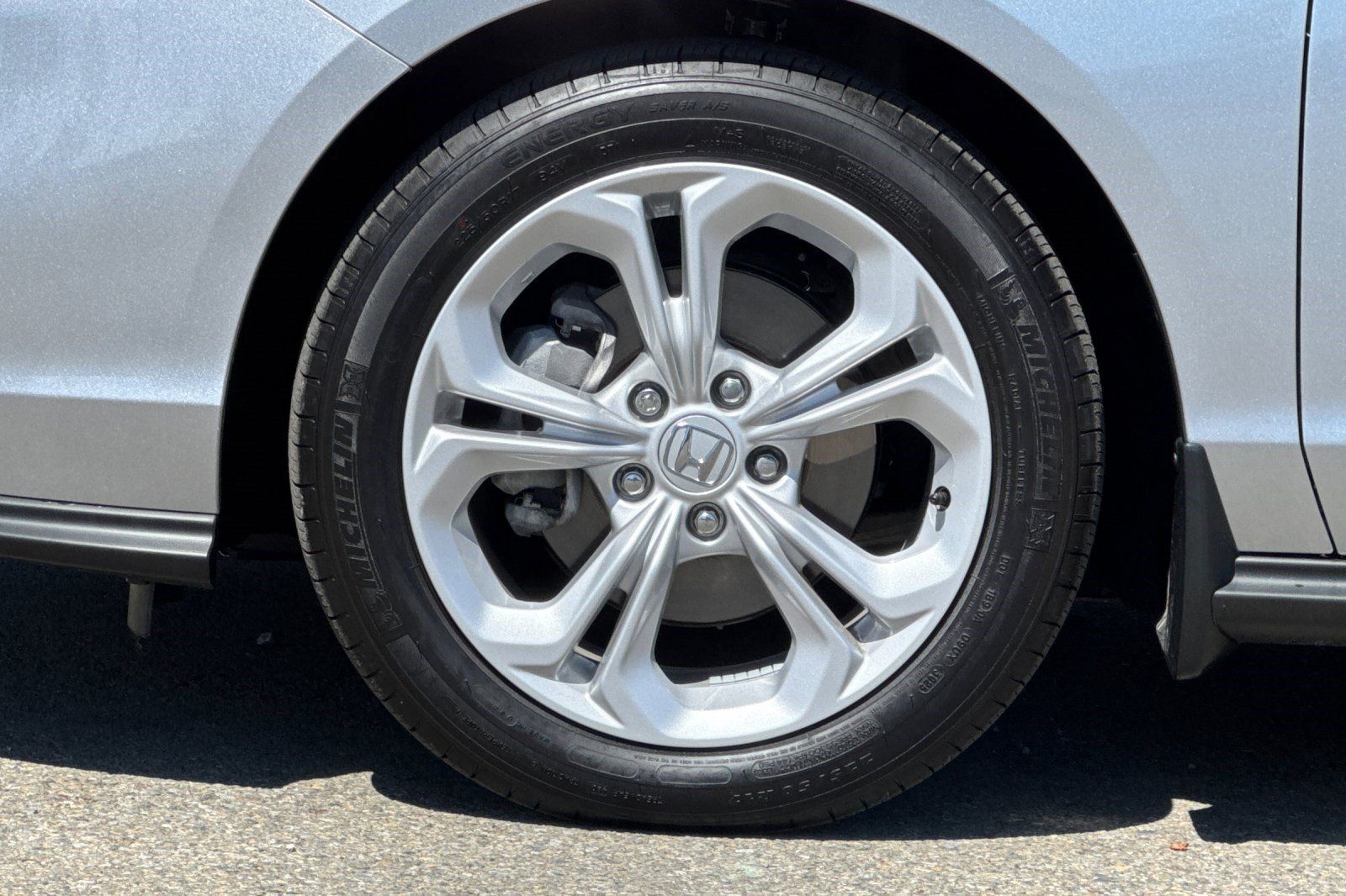 Certified 2025 Honda Accord LX image 12