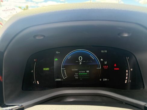 Certified 2025 Toyota Camry LE FWD image 22