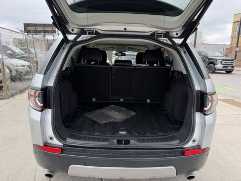 Used 2018 Land Rover Discovery Sport HSE image 21