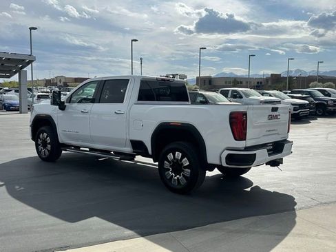 Used 2025 GMC Sierra 3500 Denali image 21