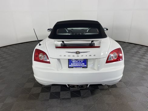 Used 2005 Chrysler Crossfire Limited RWD image 5