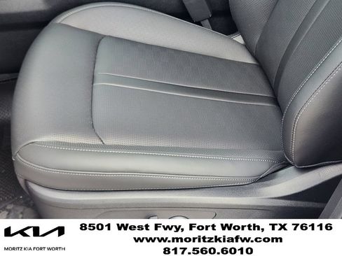 New 2026 Kia Sorento S FWD image 17