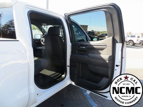 Used 2025 GMC Sierra 1500 AT4 image 55