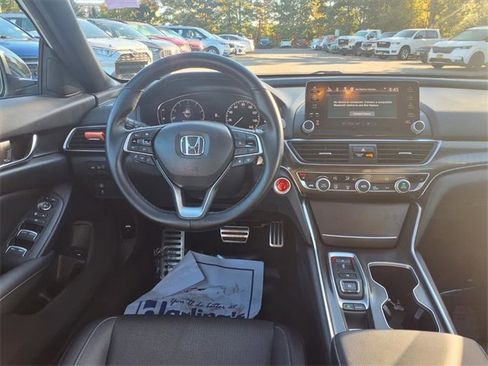 Used 2022 Honda Accord Sport image 14