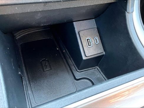 Used 2024 Ford Edge SEL w/ Convenience Package image 33